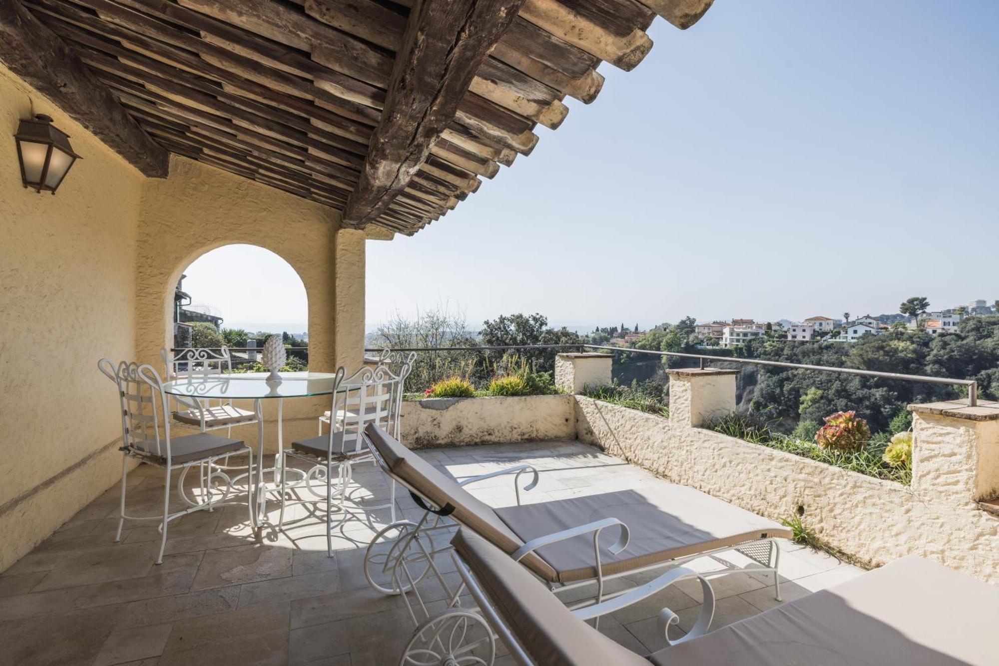 Château Le Cagnard Cagnes-sur-Mer Exterior foto